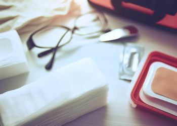 First Aid 101: A Comprehensive Guide to Treating Minor Wounds