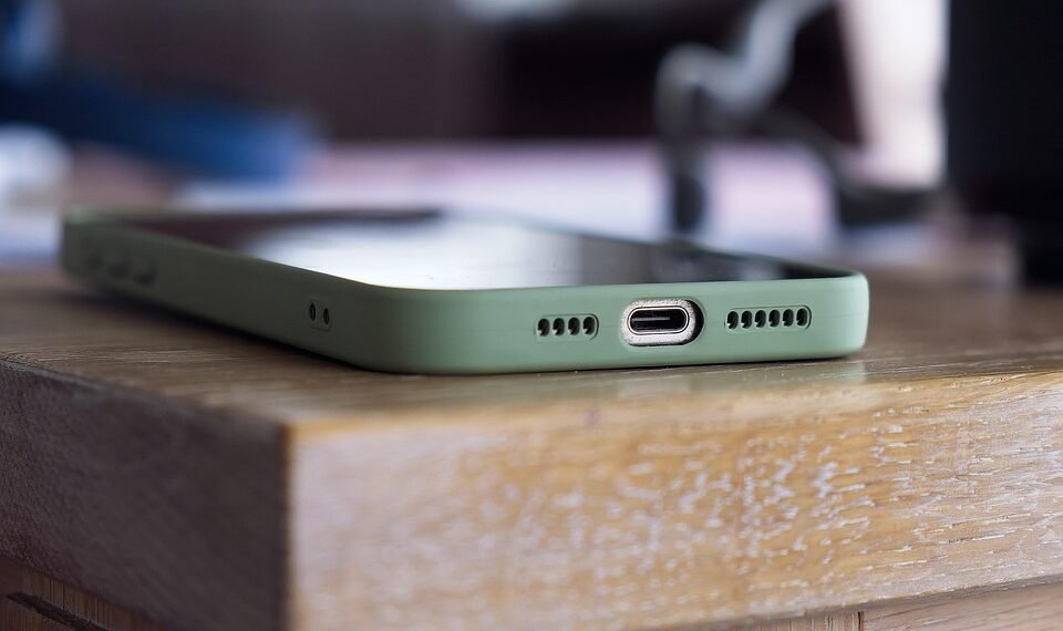 history of mobile phones evolution