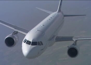 Global Flight Disruptions Due to Concerns Over Intense Solar Radiation on Airbus