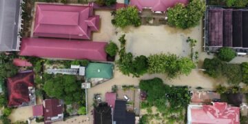 Indonesia Floods and Landslides: 248 Confirmed Dead, Many Missing