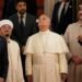 Pope Leo Tours Istanbul's Blue Mosque on Inaugural Overseas Visit