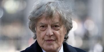 Sir Tom Stoppard, Renowned Playwright, Passes Away at 86