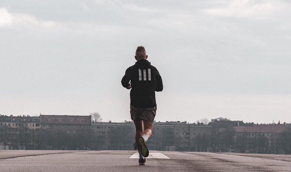 how athletes build endurance safely