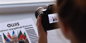 US Acknowledges 'Tremendous Progress' in Ukraine Peace Efforts, Seeks More Time