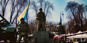 Ukraine and Allies Face Urgent Challenges Amid Echoes of Trump Era