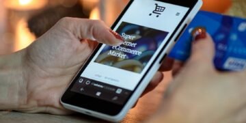 how digital payments work in modern commerce