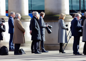 Understanding the Foundations of the Constitutional Monarchy in the United Kingdom