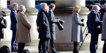 Understanding the Foundations of the Constitutional Monarchy in the United Kingdom