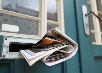 history of box office tracking and reporting