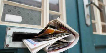 history of box office tracking and reporting