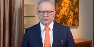 Albanese Praises 'Courage and Compassion' Following Bondi Beach Attack
