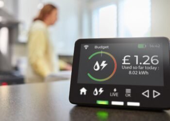 Annual Energy Bills Set to Decrease by Over £100 in April Amid Policy Changes