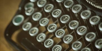 history of box office tracking and reporting