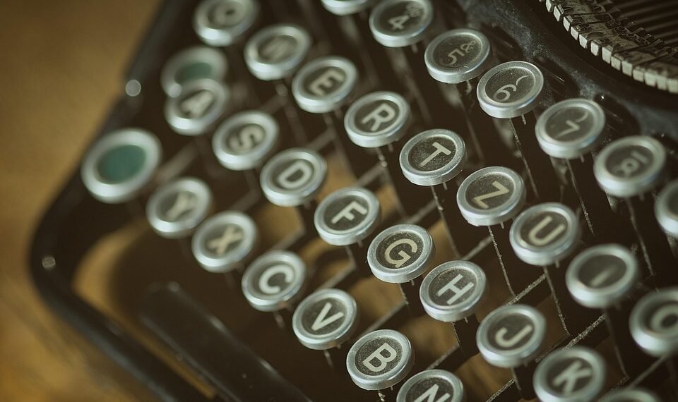 history of box office tracking and reporting