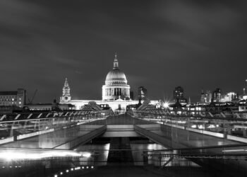 impact of christopher nolan’s filmmaking techniques