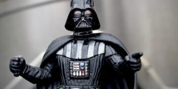 analysis of iconic opening scenes in cinema