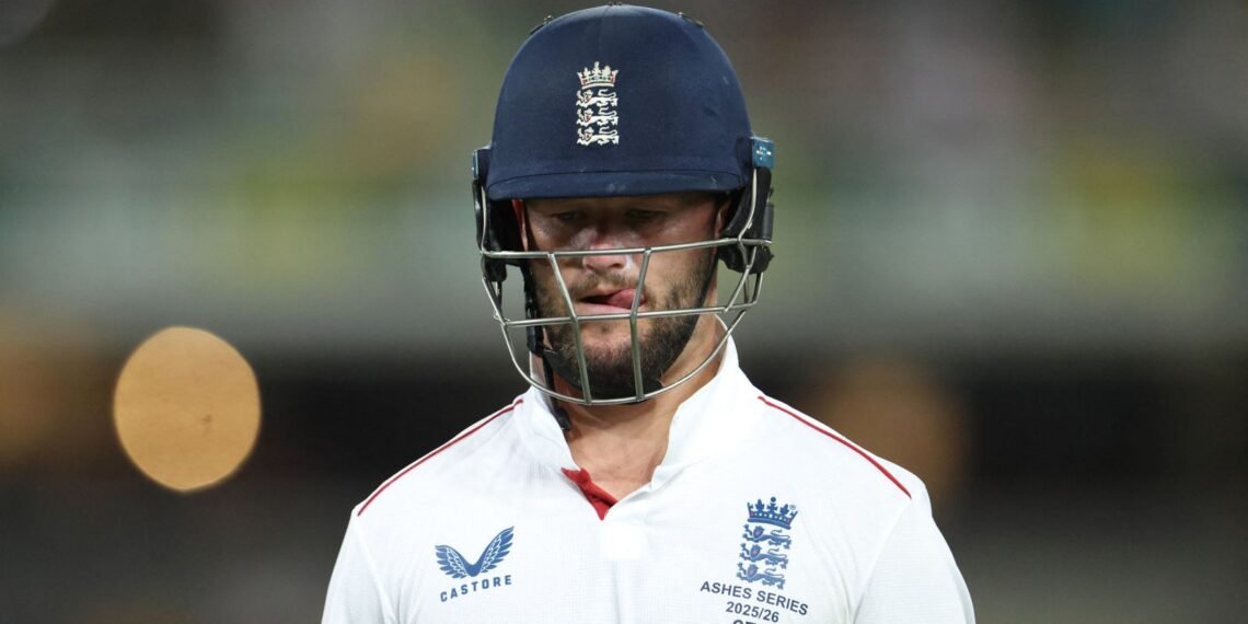 Cricket Authorities Probe Video Alleging Ben Duckett's Intoxication on Ashes Tour