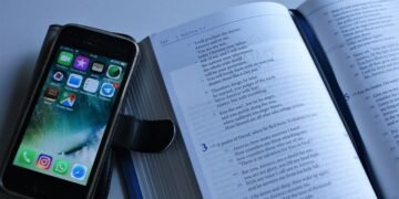 how wi fi technology works explained