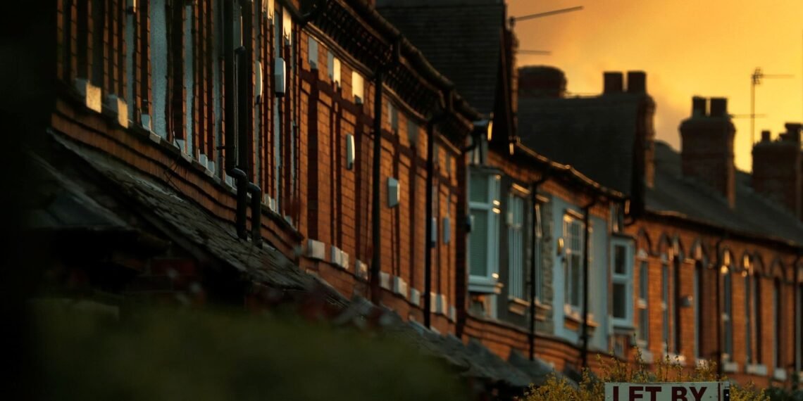 Discover the UK’s Happiest Places to Live: Five Top Locations Revealed