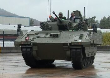 Ex-Commander of Ajax Trial Unit Reports 20% Hearing Loss in Testimony