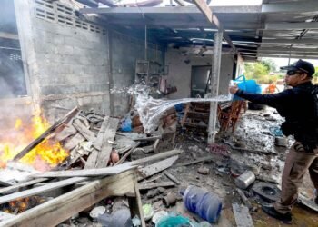 First Civilian Casualties Reported as Thailand-Cambodia Conflict Resurfaces