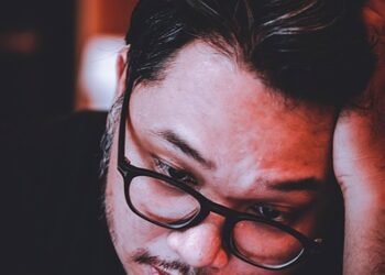 how muscles and bones work together