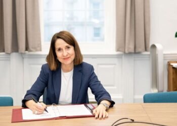 Google DeepMind Supports UK Tech and Science for AI-Driven National Growth