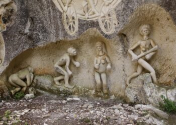 evolution of movie marketing and trailers