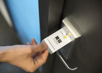 how the nervous system controls