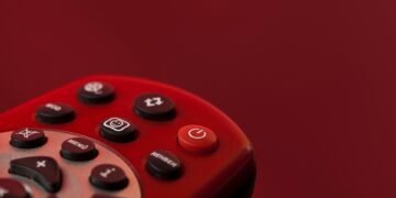 how the nervous system controls