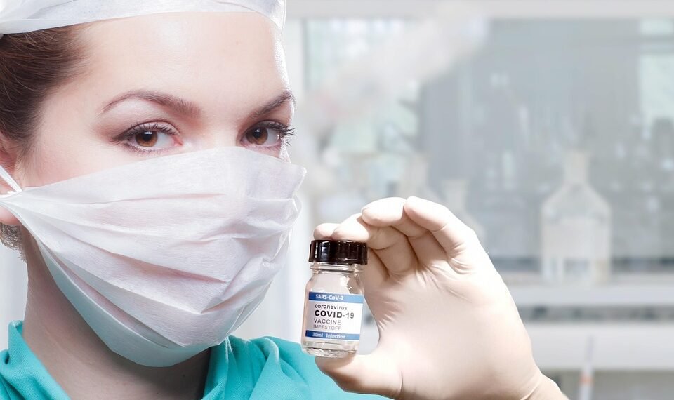 how vaccines support immunity