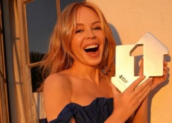 Kylie Minogue Clinches Christmas Number One with New Single