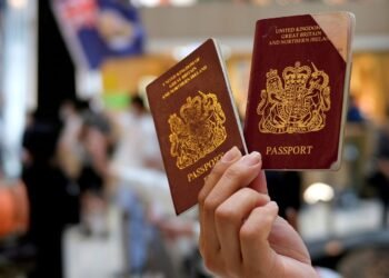 Labour MPs Call on Home Office to Protect Hong Kongers' Settled Status Rights