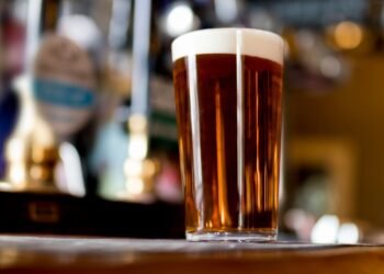 Landlords Warn Reeves's Budget Tax Rises Could Endanger Local Pubs