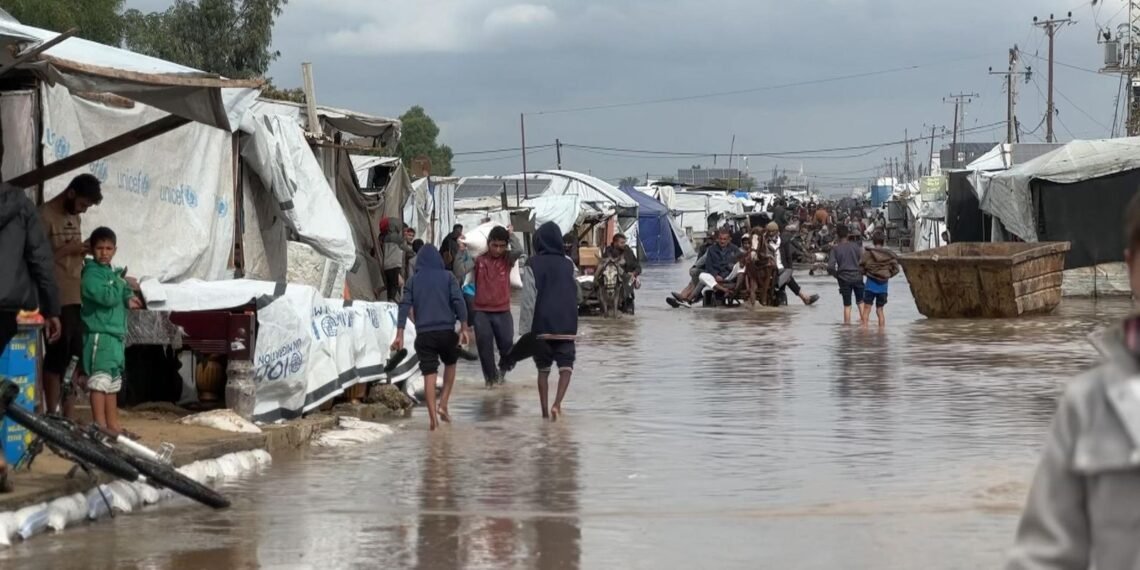 Life in Gaza Under US-Backed Ceasefire: Airstrikes, Violence, and Cold Threats