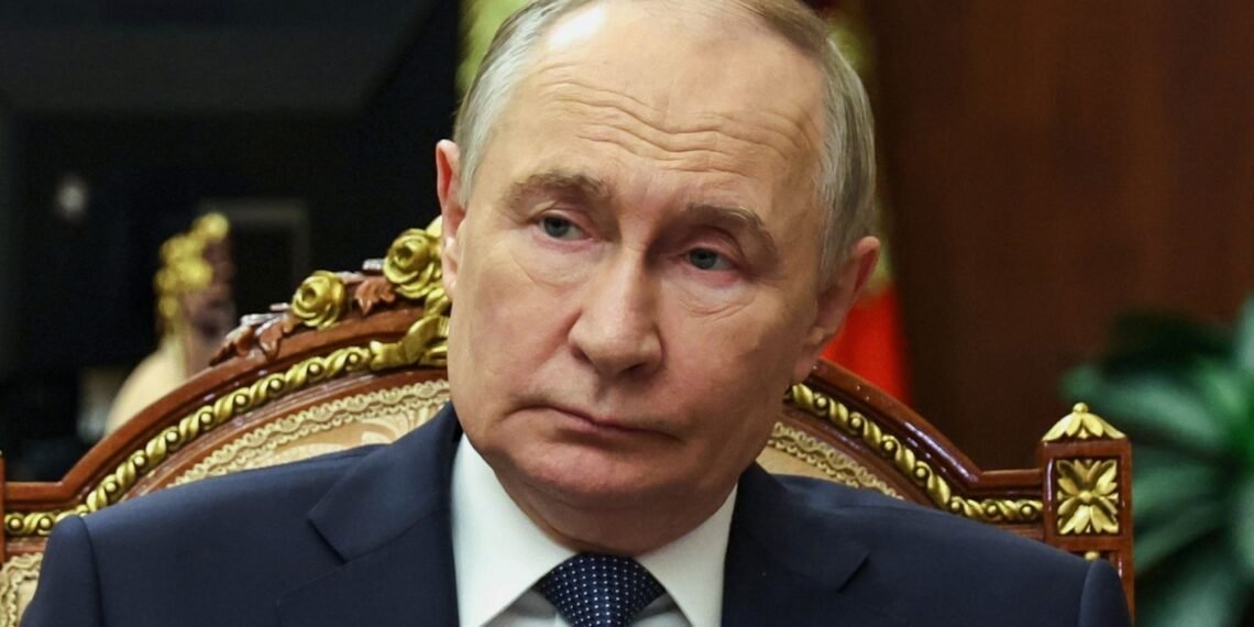 MI6 Chief: Russian Influence Pervasive in UK Society and Mentality