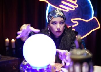 behind the scenes of practical effects in classics