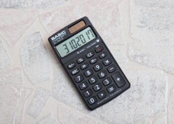 how muscles and bones work together