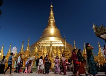 Myanmar Junta Promises Peace Amid Criticism of 'Sham' Election as Polls Open