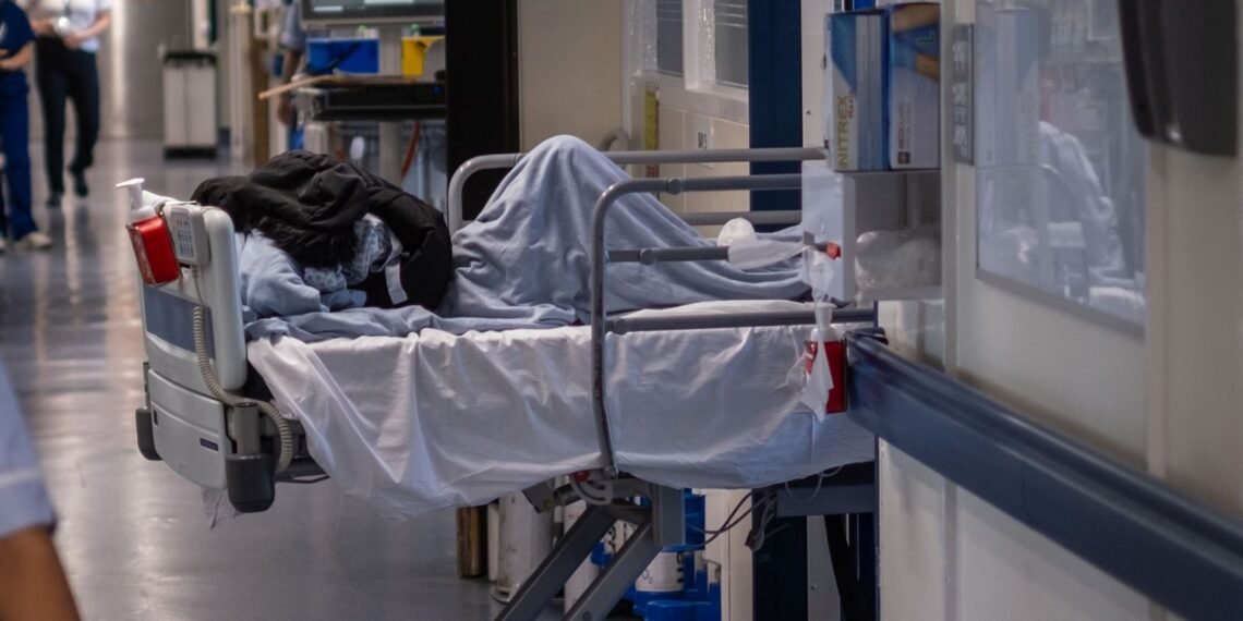 Nurses Warn NHS Patients at Risk of Suffering This Winter Amid Pressures