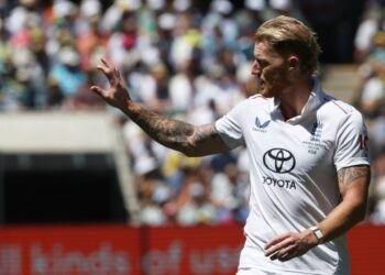 Panesar Praises Stokes' Resilience as England Secures First Away Ashes Win in 15 Years