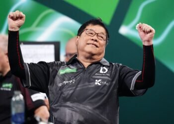Paul Lim Becomes Oldest Player to Win at PDC World Championship at 69