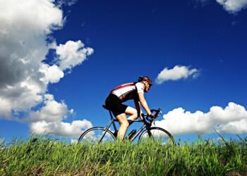 how cyclists increase speed and endurance