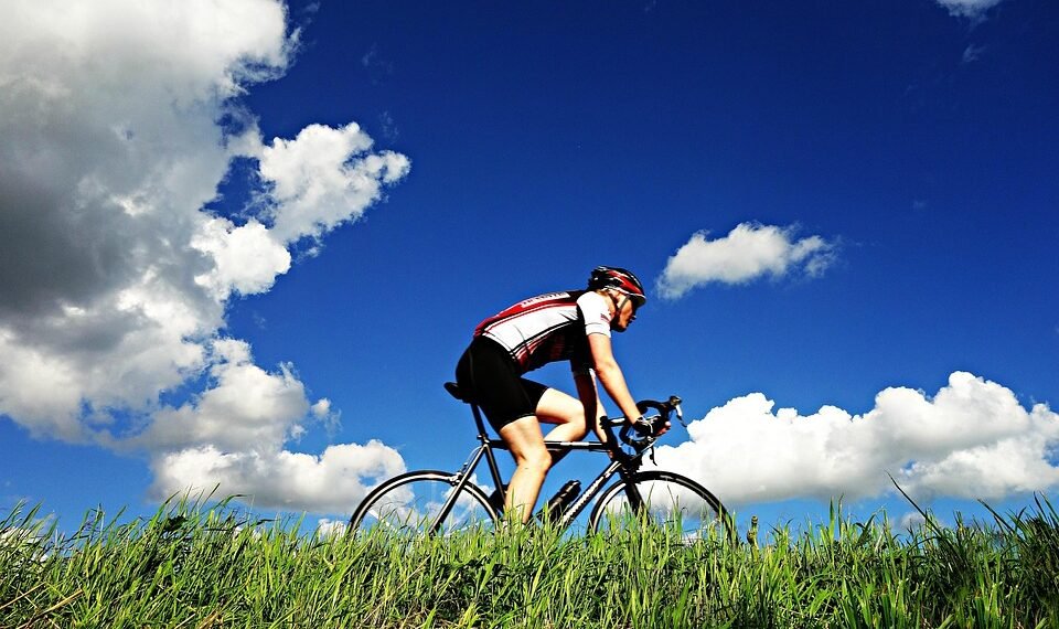 how cyclists increase speed and endurance