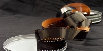 role of film critics in shaping cinema culture