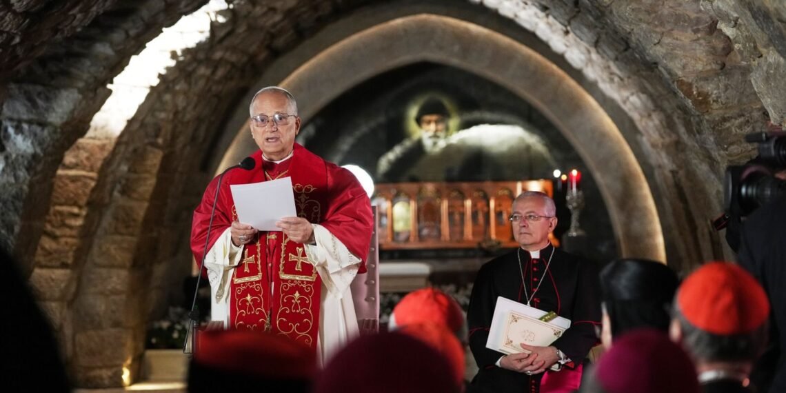 Pope Leo Visits Beirut, Promoting Peace Amidst Escalating Regional Tensions