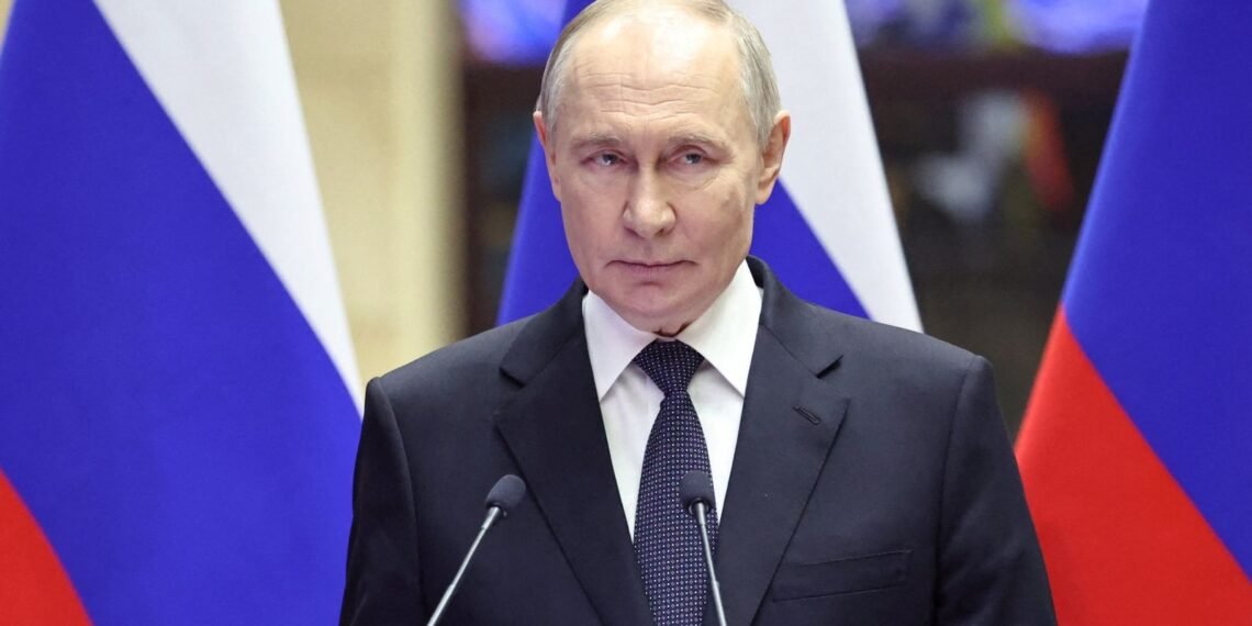 Putin's Spymaster Contacts MI6 Chief Amid EU Talks on Ukraine Funding