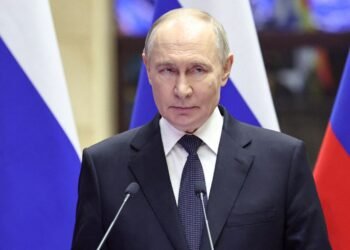 Putin's Spymaster Contacts MI6 Chief Amid EU Talks on Ukraine Funding