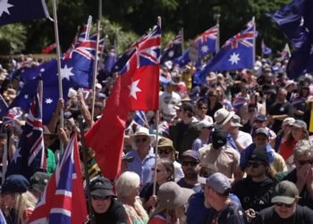 Rising Tensions in Australia Amidst Growing Far-Right Movement Concerns