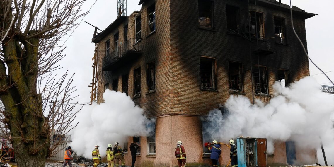 Russia Launches Extensive Missile and Drone Strikes on Ukraine During Peace Talks